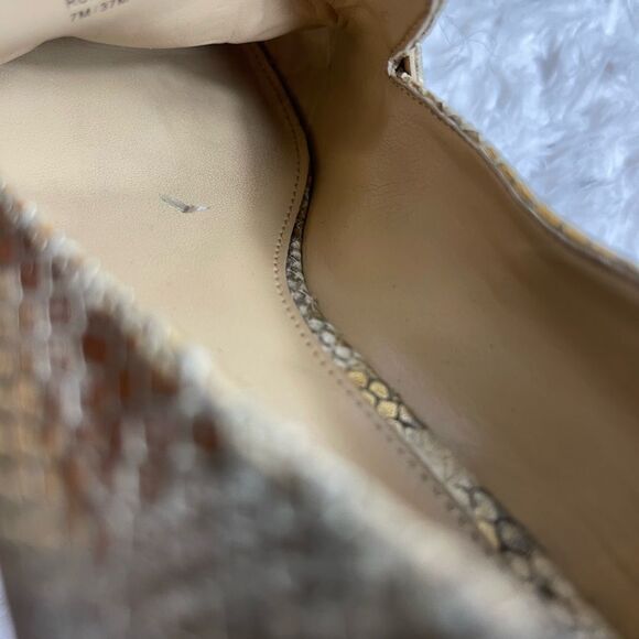 Michael Kors leather snake embossed metallic gold slip on loafers Size 7M - Picture 10 of 10